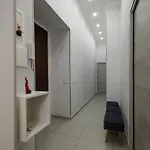 Caroline's House 4*