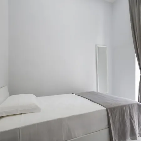 Caroline's House 4* Naples